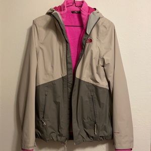 The North Face Women’s 2 in 1 Winter Jacket Size S